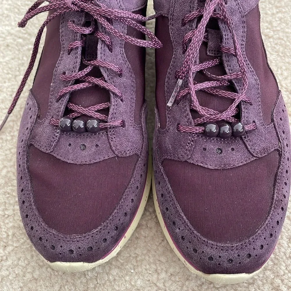 Clarks Sportswear Purple Leather Suede Brogue Sneakers - Women's Size 9.5